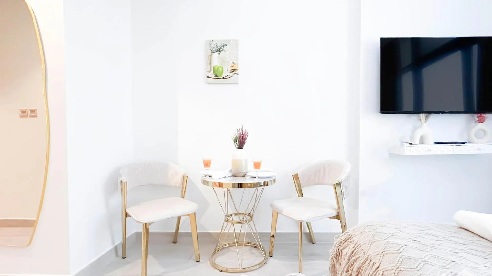 Studio In Azizi Riviera Comfort And Convenience ドバイ